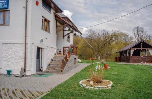 Moisei House | Pensiunea Nituca