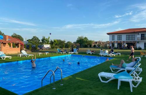 Murighiol House | Pensiunea Paradiso