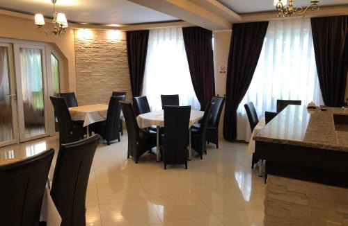 Sinmartin House | Pensiunea Perla