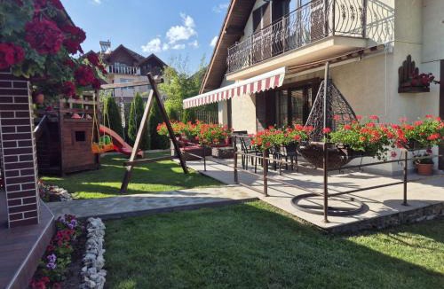 Corbeni House | Pensiunea Select