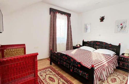 Sic House | Pensiunea Sovirag