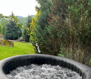 Lunca Jaristei Cabin | Pensiunea Un colț de Rai