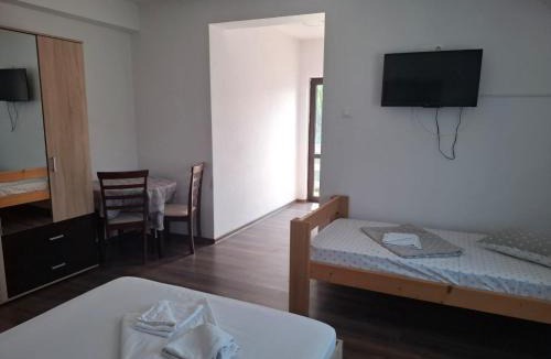 Arcani Cabin | Pensiunea Venera