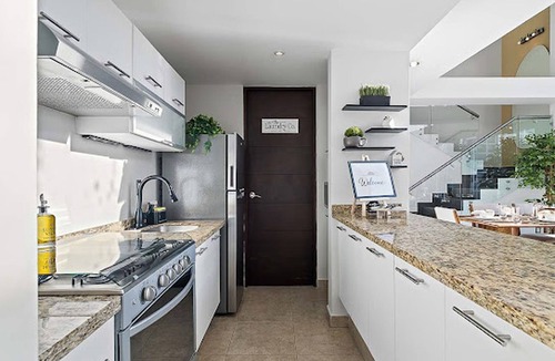 Juriquilla Apartment | Penthouse apartment in Juriquilla with private terrace and pool