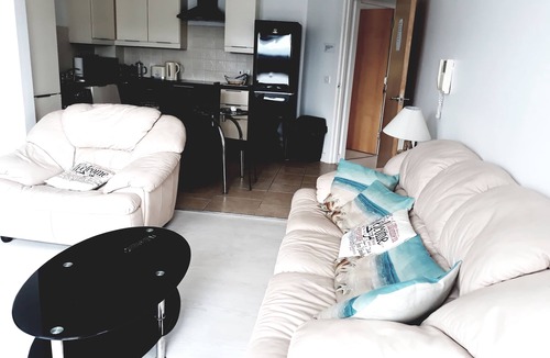Fahan Apartment | PENTHOUSE APARTMENT overlooking the beach views of Inch Island,Fahan Marina etc.