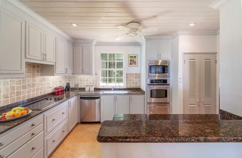 Mullins Apartment | Penthouse Condo With Plunge Pool and Ocean View - Beacon Hill 305