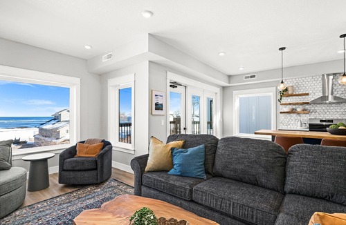 Park Point Condo | Penthouse Condo w/Beach Access | Dragestil 717-3