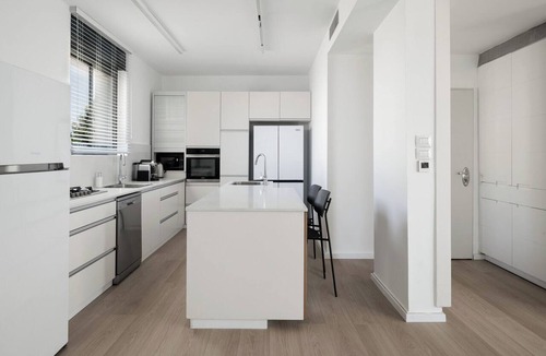 Mamilla Apartment | Penthouse - Four Bedroom Apartment, Sleeps 19