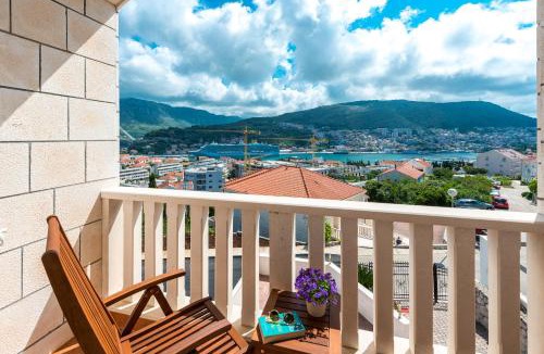 Babin Kuk Apartment | Penthouse Leon