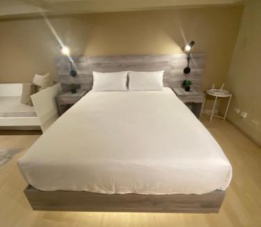 Wack-Wack Greenhills Apartment | Penthouse Loft Unit with Balcony 3309 AMA Tower
