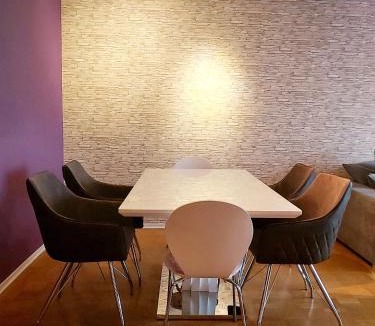 Schweinfurt Apartment | Penthouse "Marc Aurel" - GreatView, WiFi & Netflix