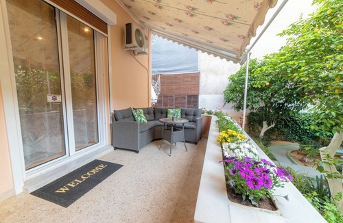 Ano Patisia Villa | Penthouse Oasis