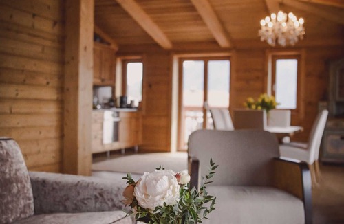 Tegernsee Bed & Breakfast | Penthouse Seeblick - Clubhaus Bachmair Weissach