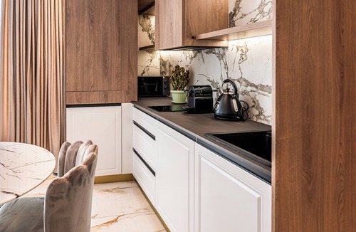 Vitan Apartment | Penthouse Studio Live Above the City