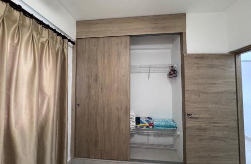 La Iglesia House | Penthouse Suite in shared home near Punta Popy