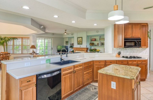 St. Augustine Condo | Penthouse Suite w/golf & water views-pool & hot tub