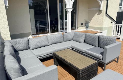 Pentrefelin House | Penybryn