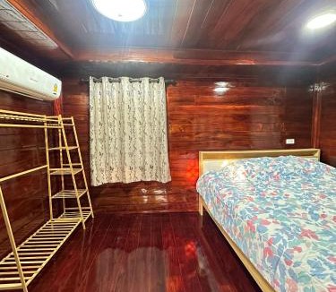 Thong Sala House | Peony brown