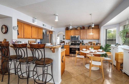 Peoria House | Peoria Past Time - Spring Training! Amenities Galore! Heated Pool, Game Room, Putting Green.