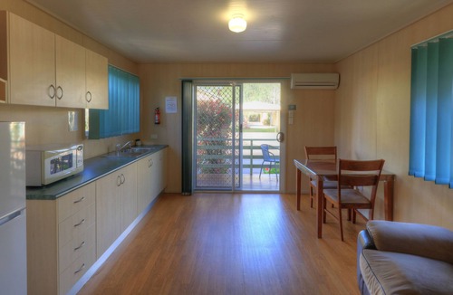 Kingaroy Cabin | Pepper Tree Cabins