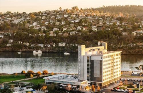 Invermay Hotel | Peppers Silo Launceston