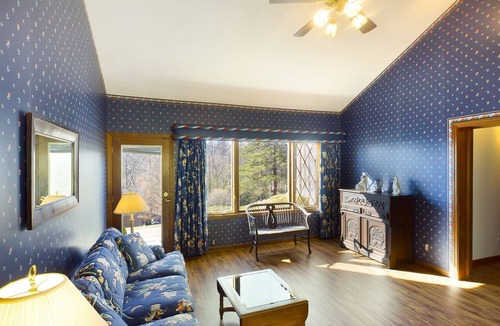 Triadelphia House | Per Month Single Family Executive Furnished Home