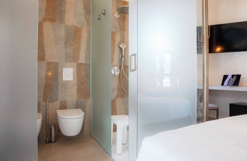Scafa Bed & Breakfast | Per Vacanze e Lavoro, Comfort a 900m dal Casello Scafa-alanno Della A25