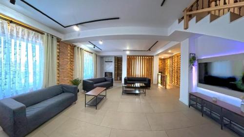 Vladeni House | Pera Apartments