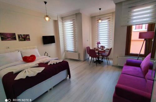Taksim Apartment | Pera Colour House