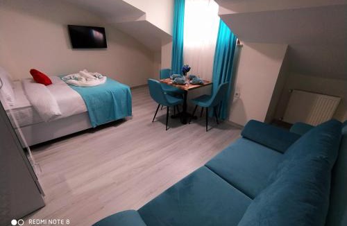 Taksim Apartment | Pera Colour House