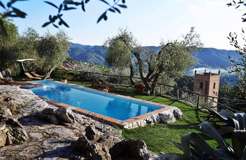 Camaiore Villa | Peralta Tuscany