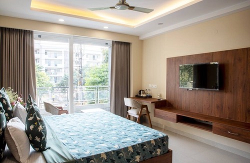 DLF Phase 3 Hotel | Perch Arbor Cyber City