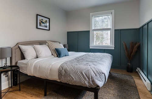 Boiceville Cottage | Perch Cottages #11: Direct access to Esopus Creek.