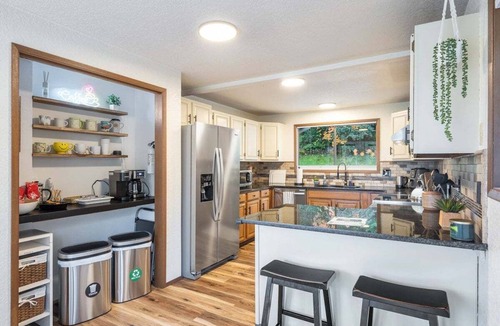 Kenmore House | Perch - Lake Forest Park Retreat