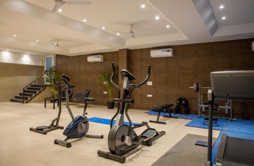 DLF Phase 3 Apartment | Perch Service Apartment DLF Cyber City