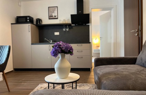 Grabovac Apartment | Perfect 1-bedroom apartment with AC in charming Irinovac