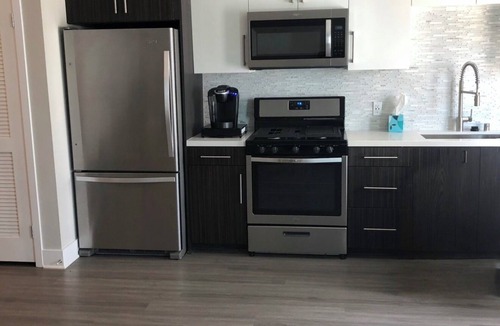 Irvine Business Complex Apartment | Perfect 1-bedroom studio apartment in Irvine for a relaxing, luxury stay
