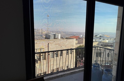 Bethlehem Apartment | Perfect 2-bedroom apartment with AC in charming Bethlehem