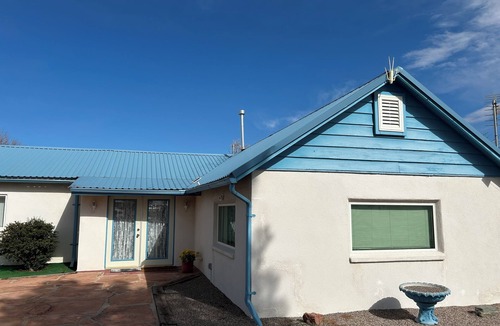 Derry Cottage | Perfect 2-bedroom Caballo Lake RV House