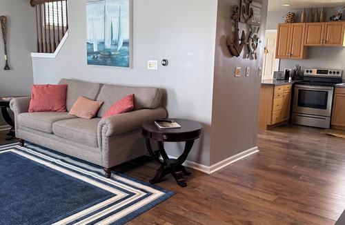 Gypsum Cottage | Perfect 2-bedroom water front cottage with Boat docks, west side of Sandusky