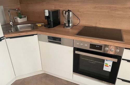 Oberdobling Apartment | ★ Perfect Accommodation for Families in Vienna, Austria near Danube Canal ★