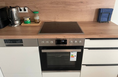Oberdobling Apartment | ★ Perfect Accommodation for Families in Vienna, Austria near Danube Canal ★