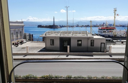 Province of Messina House | Perfect apartment for 4 couples of friends and 2 children
