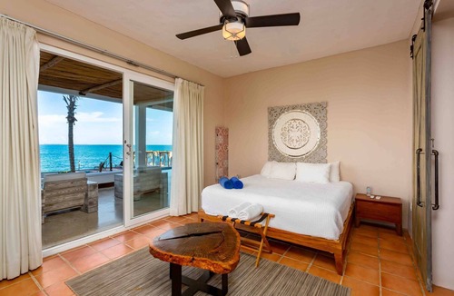 Costa Mujeres Villa | Perfect Beach Location For Families And Weddings