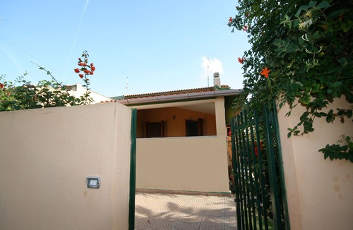 Solanas Villa | Perfect beachside location - 40 metres from the sea. (Free Wi-Fi)