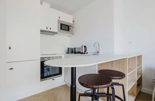 Hispanoamerica Apartment | Perfect Bernabeu-Hispanoamerica 2BR w/Doorman & Washer, by Blueground