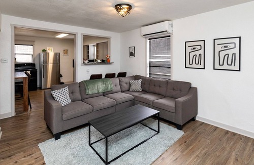 Sherman Hill House | Perfect Big Groups~Downtown~Fun Backyard~Pet Frdly