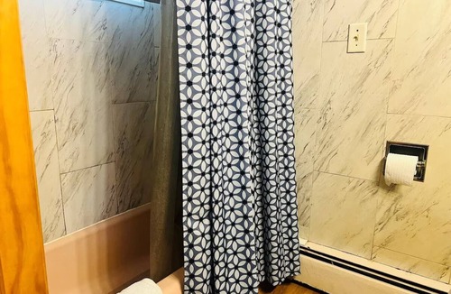 Random Lake Hotel | Perfect Budget Room for Pet Owners Visiting Nearby Lake Attractions
