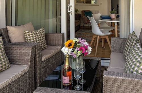 Downderry Apartment | Perfect Cornish Holiday Pad - 10 Min Walk to Beach!