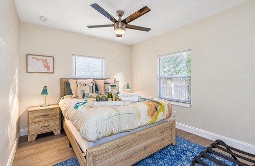United Central House | Perfect & Cozy Home in A Location